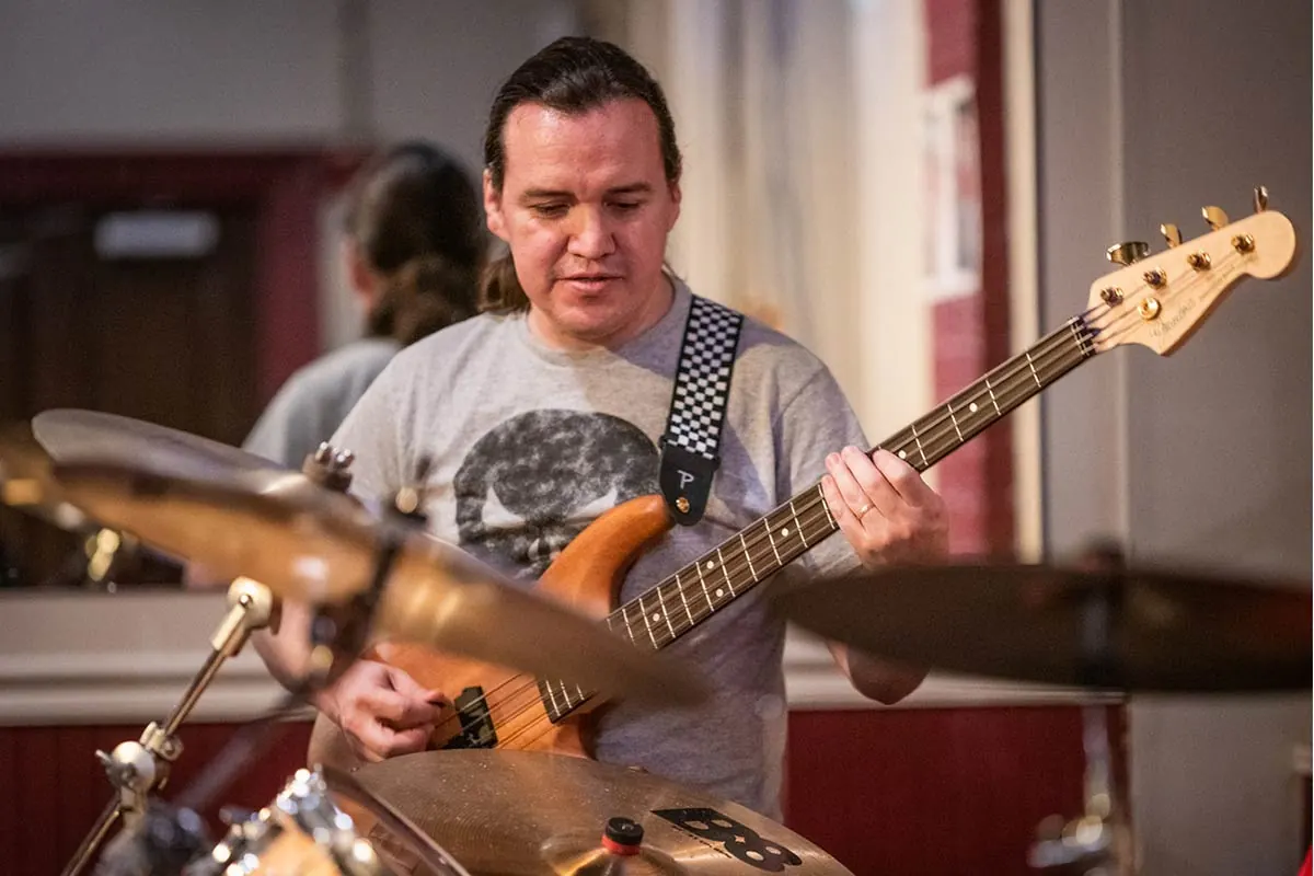 Bass guitar lessons in Inwood, WV