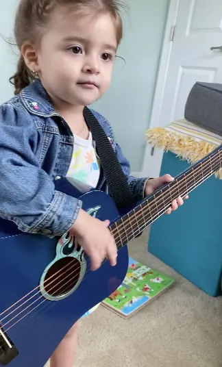 Ukulele lessons in Inwood, WV