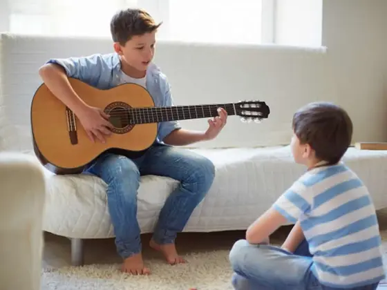 Acoustic guitar lesson at Stars Music School, Inwood WV